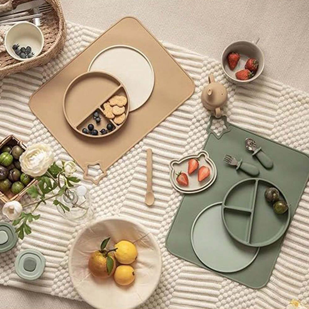 Baby Food In Restaurant - 1 tovaglietta semplice in silicone per